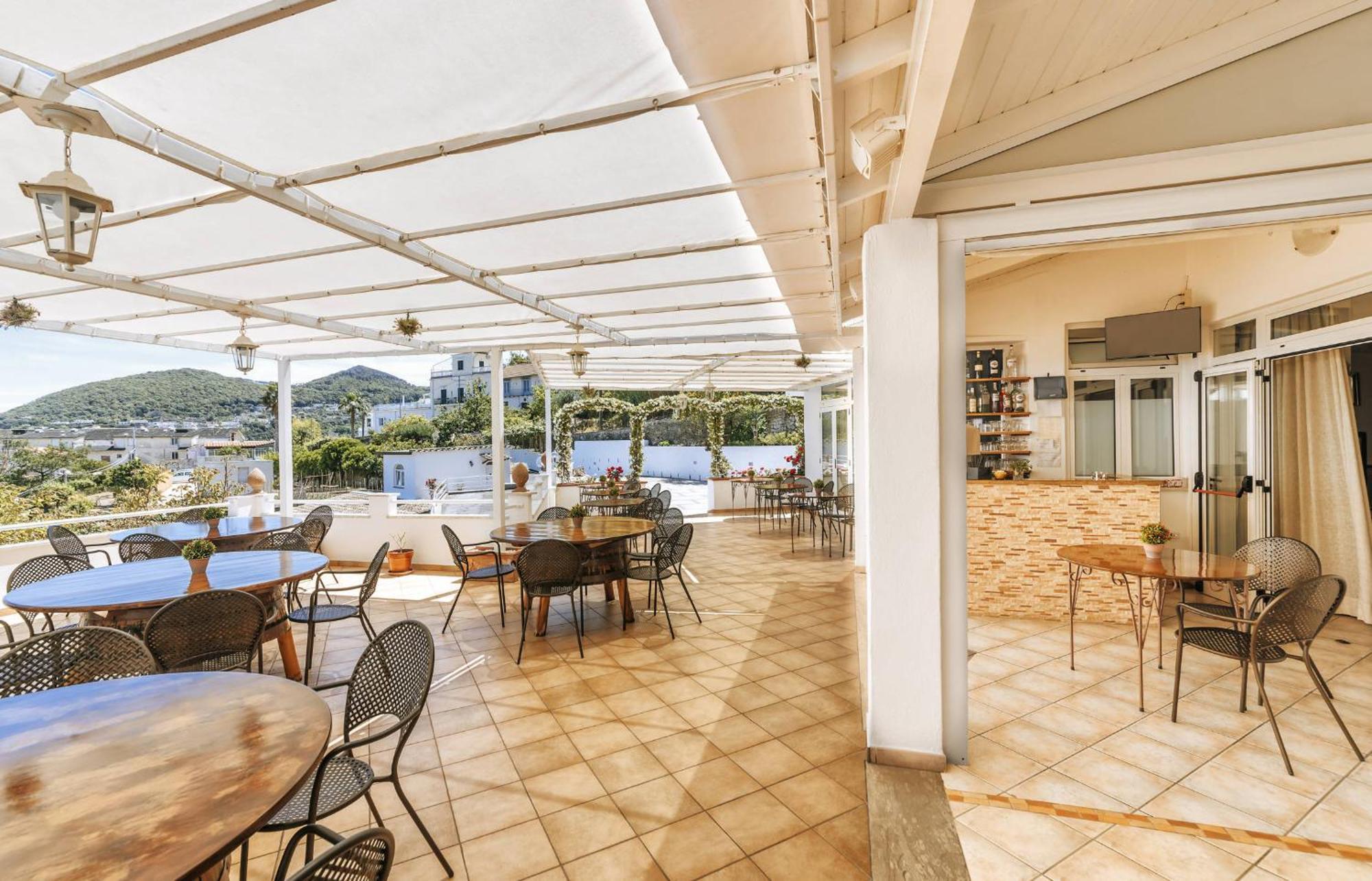 Hotel Villa D'Orta イスキア島 エクステリア 写真